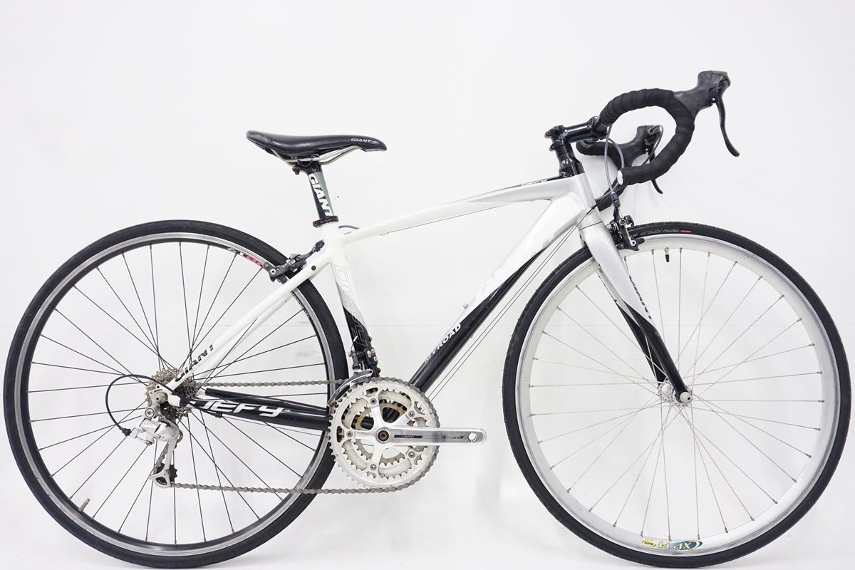 ジャイアント】DEFY 美品❗️オススメロードバイク❗️チェーン新品