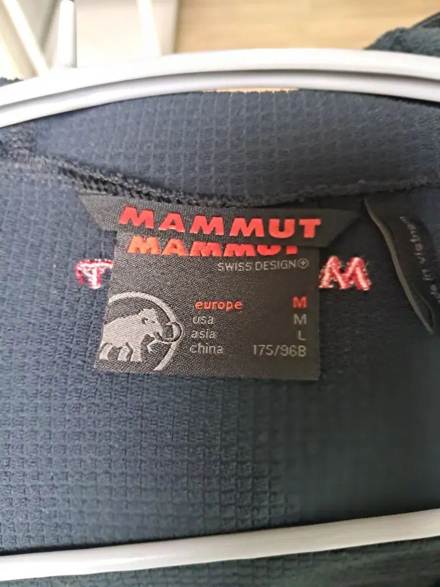マムート