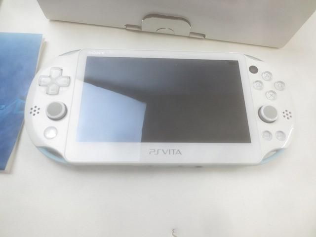  品 ゲーム PS Vita 本体 PCH 2000 ライトブルー ホワイト 動作品 き 本体(Nintendo Switch) Nintendo Switch
