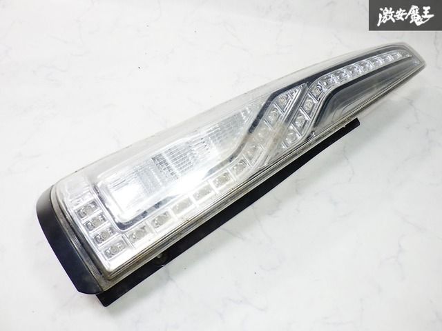 ☆点灯確認済☆ 日産 純正 C26 セレナ 後期 LED テールライト