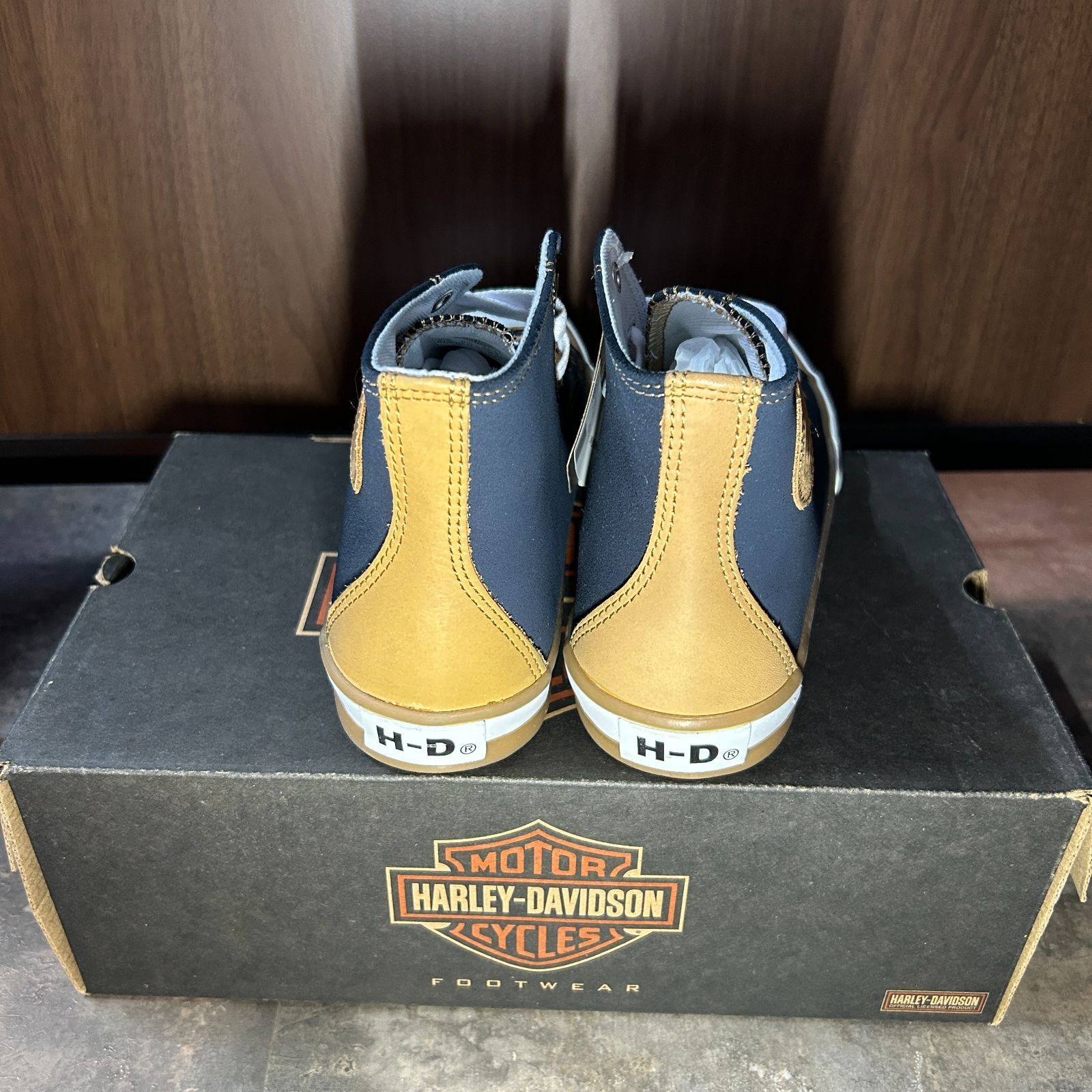美品　Harley-Davidson スニーカー ブラック　ヴィンテージ加工 71lemoji-ZL._UY300_.jpg