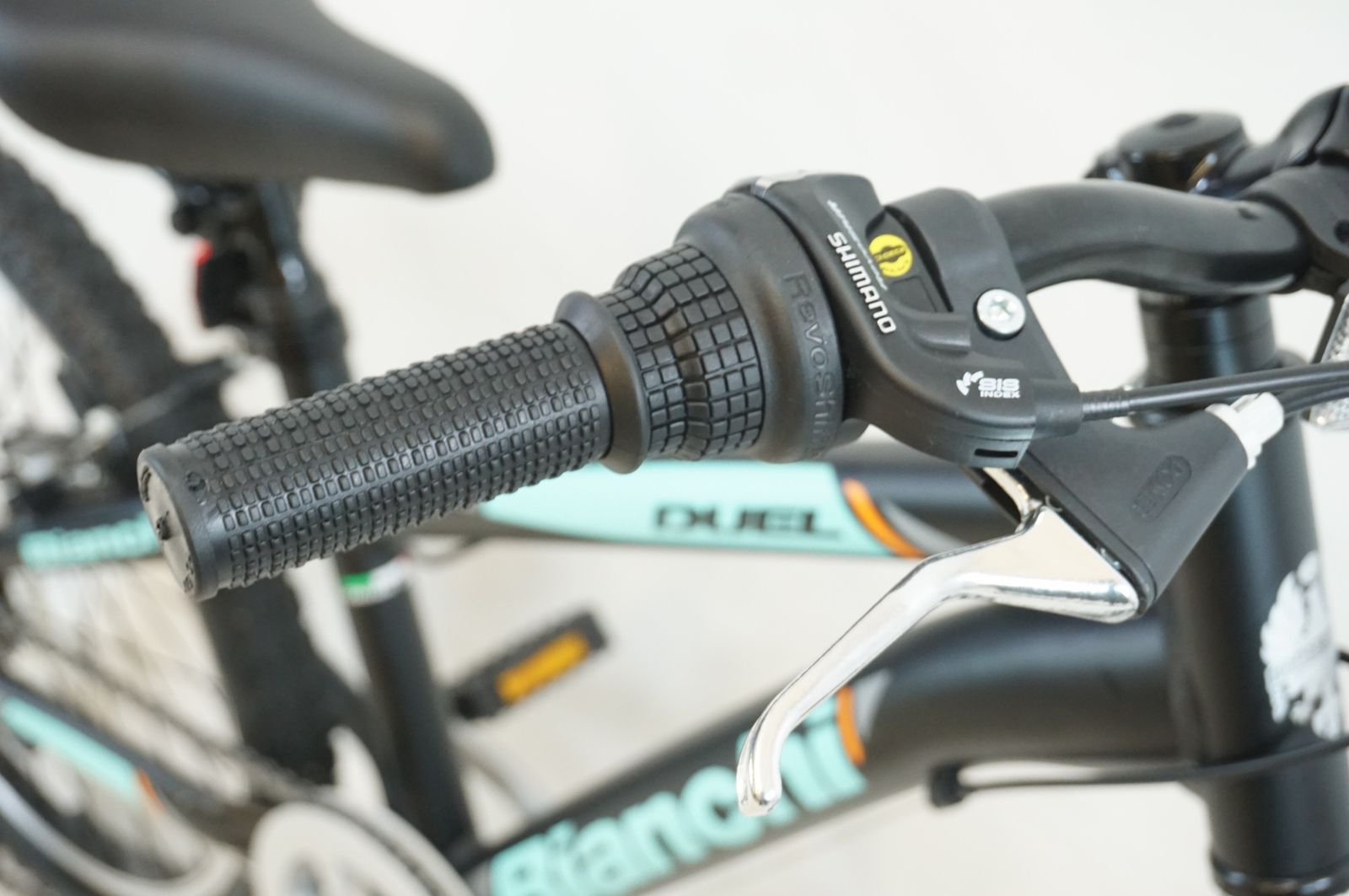 BIANCHI 「ビアンキ」 JUNIOR DUEL 2022年モデル 20インチ キッズ 