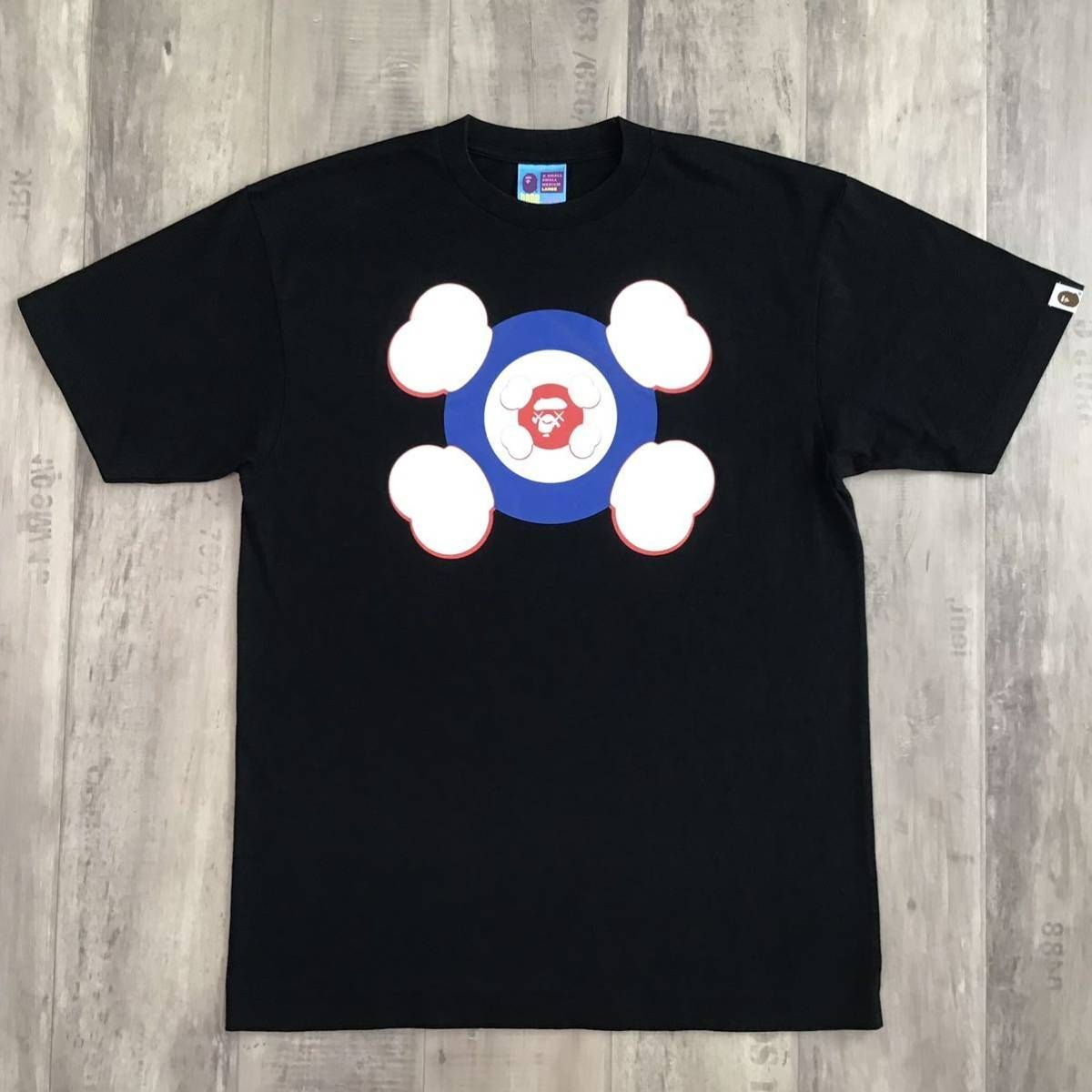 ☆激レア☆ KAWS × BAPE ターゲット LOGO Tシャツ Lサイズ カウズ a 