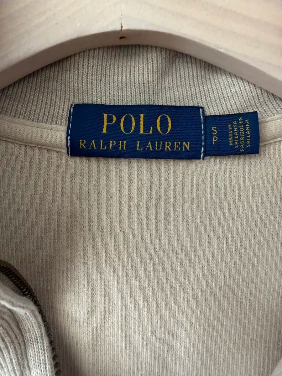 LAUREN