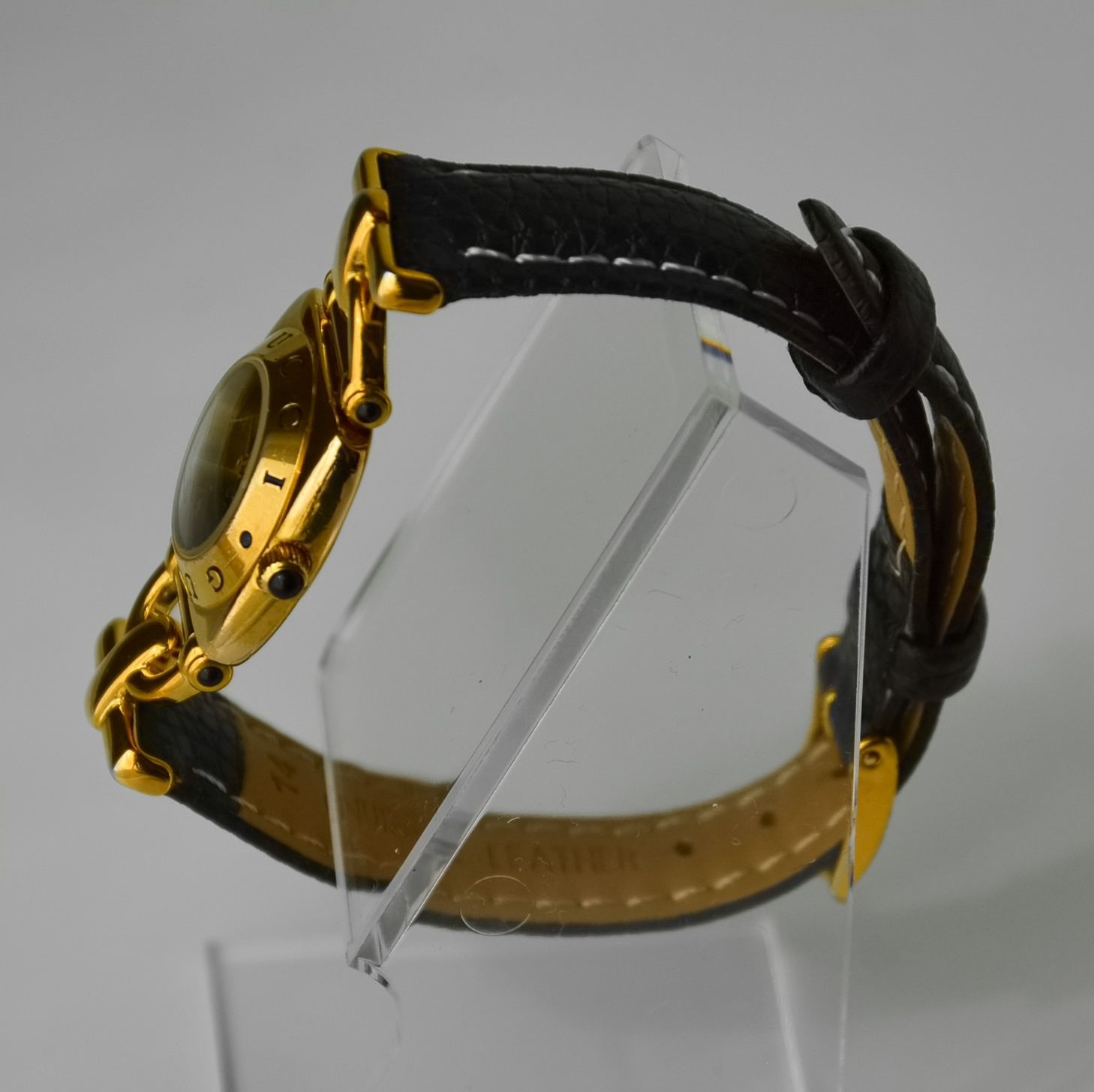 GUCCI グッチ 6300L レディース ベルト、電池新品(44) - メルカリ