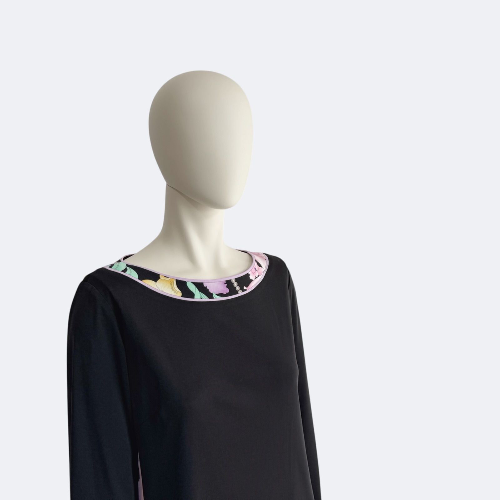 LEONARD レオナール ワンピース ブラック カンカン素材 Mサイズ LEONARD レオナール ワンピース ブラック カンカン素材 Mサイズ - メルカリ