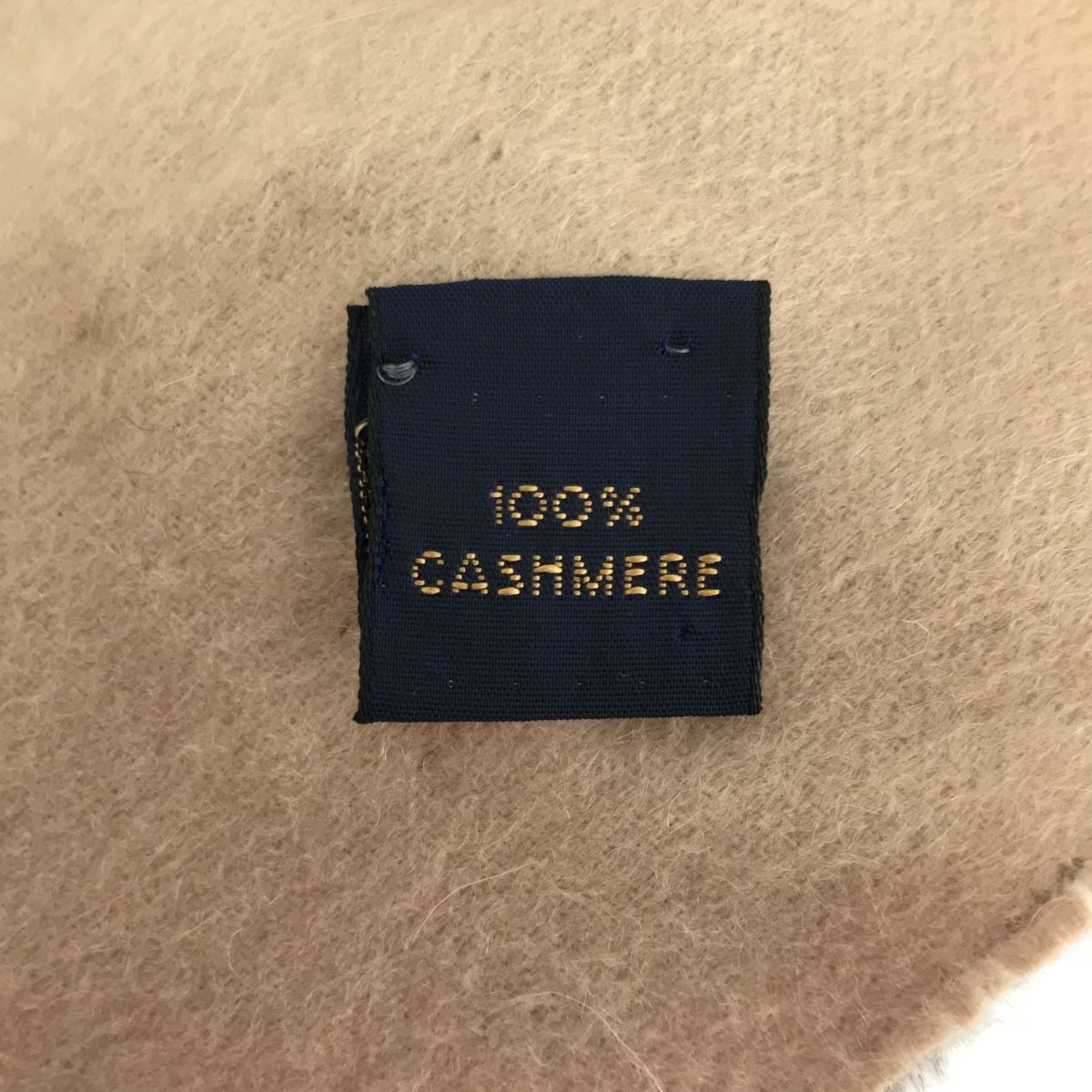 FENDI ファー ネックウォーマー ハートモチーフ FENDI ファー ネック