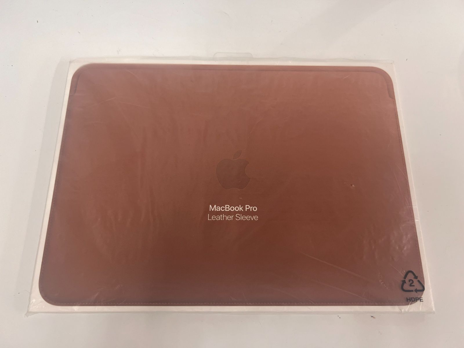 【新品】MacBook Pro13インチ用レザーケース MRQM2FE/A 2 新品 アップル Apple 13インチMacBook Pro/MacBook Air用