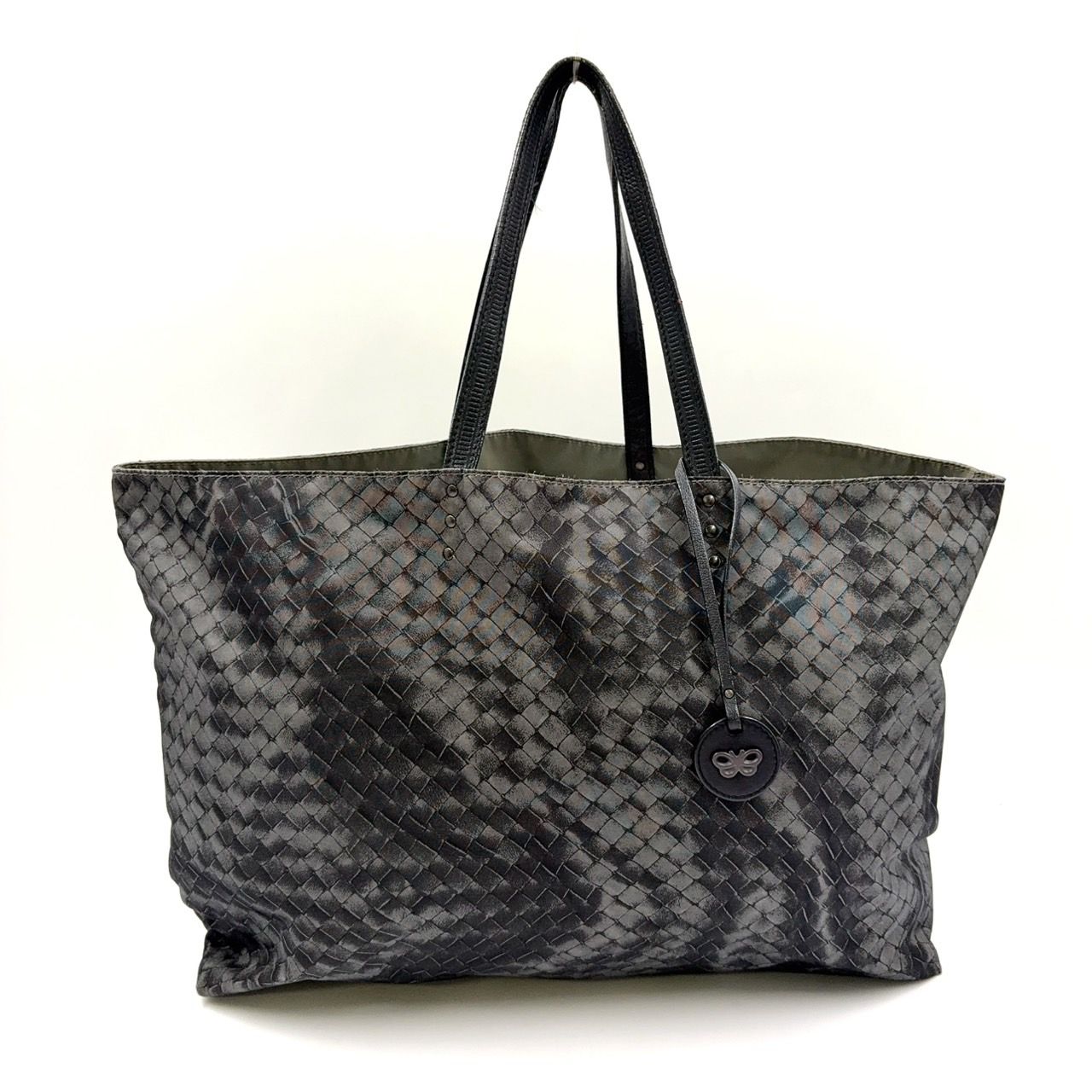BOTTEGA VENETA イントレッチオ リュージョン チャーム付き