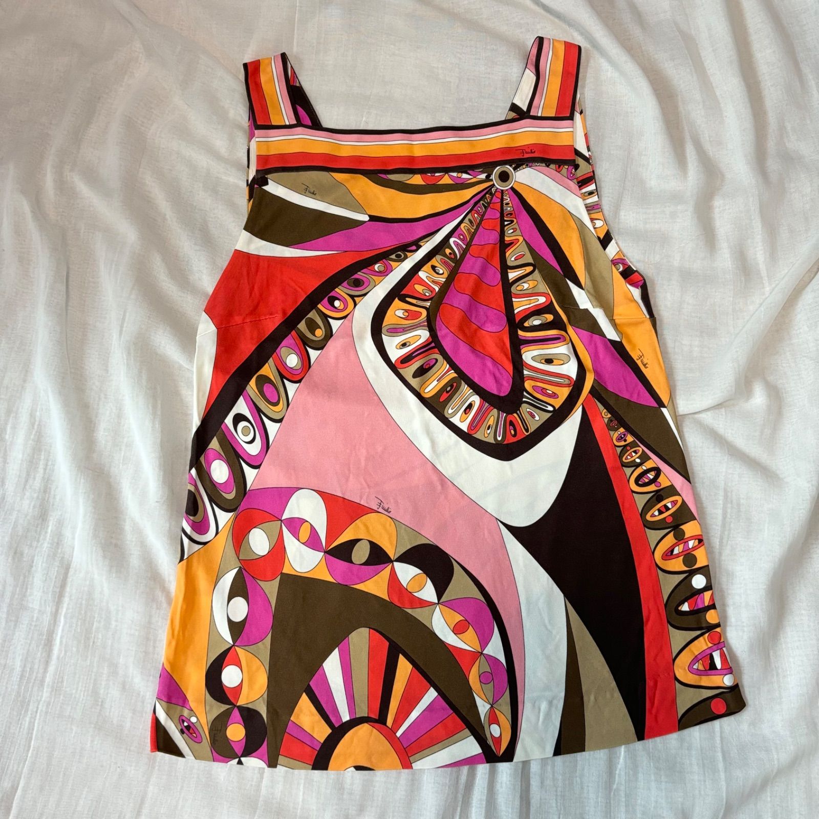 【美品】EMILIO PUCCI エミリオプッチ シルク プッチ柄 タンクトップ 美品】EMILIO PUCCI エミリオプッチ シルク プッチ柄 タンクトップ