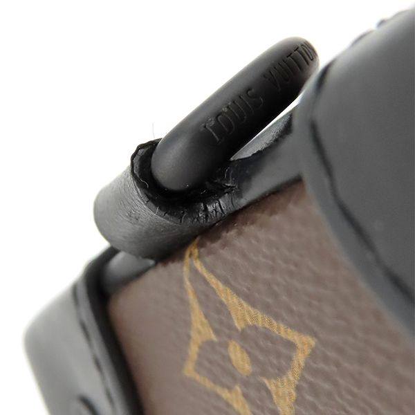 VUITTON ボディバッグ