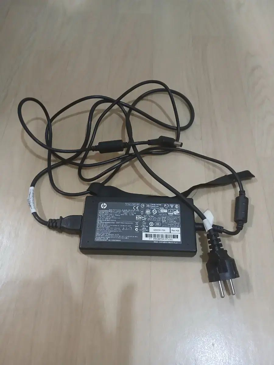 №83、Win11-24H2、AMD、SSD-512G、M8G、RadeonR9 83、Win11-24H2、AMD、SSD-512G、M8G、RadeonR9-冬に購入