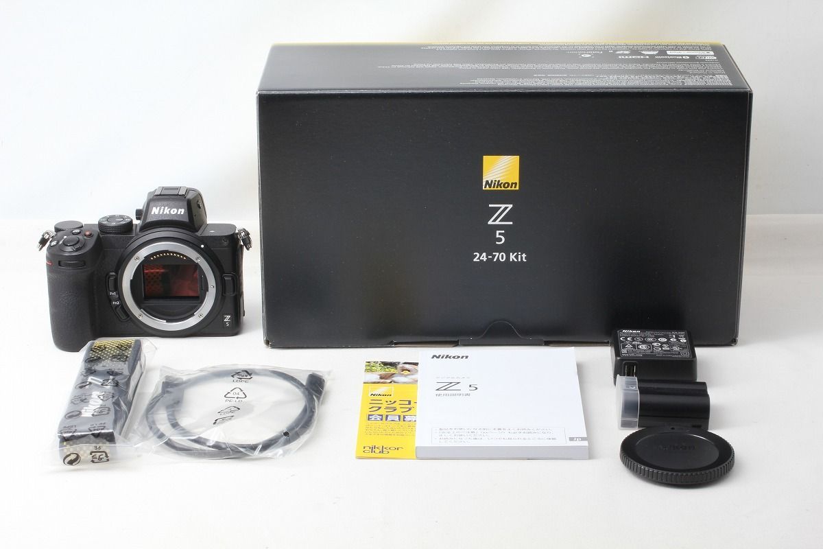 ニコン Nikon Z5 ボディ 付属品満載 元箱 47105