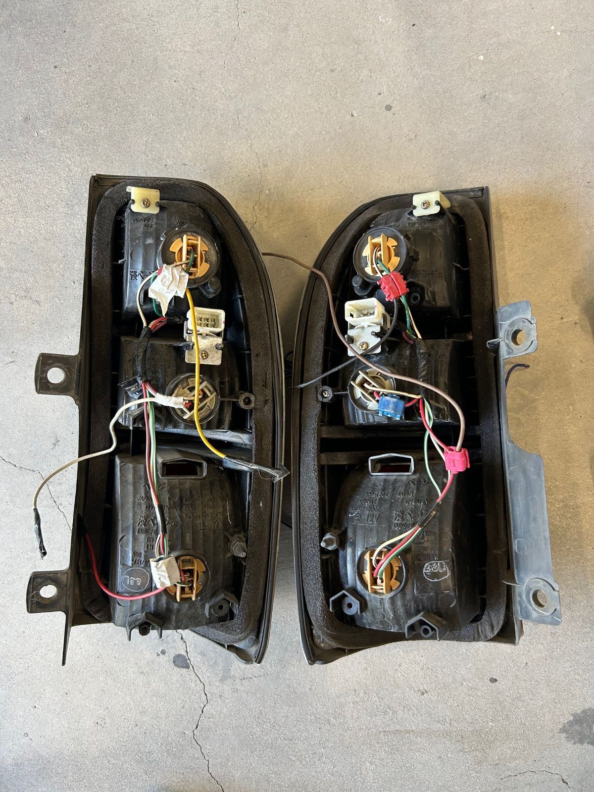 95プラド テールランプ 純正テールランプに戻す（トヨタ