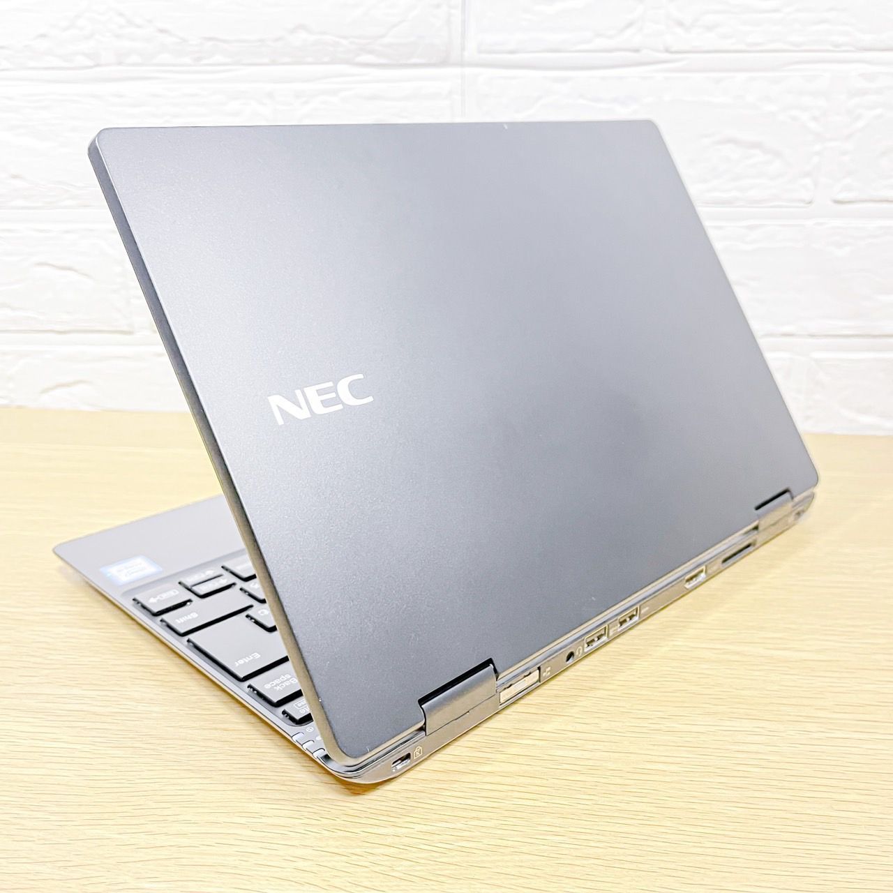 【新品SSDに交換済み】NEC VersaPro VKT13/H-5 Core i5-8200Y メモリ8GB SSD512GB FHD12.5インチ Windows11 Pro 薄型・軽量・小型 ノートパソコン サブ機