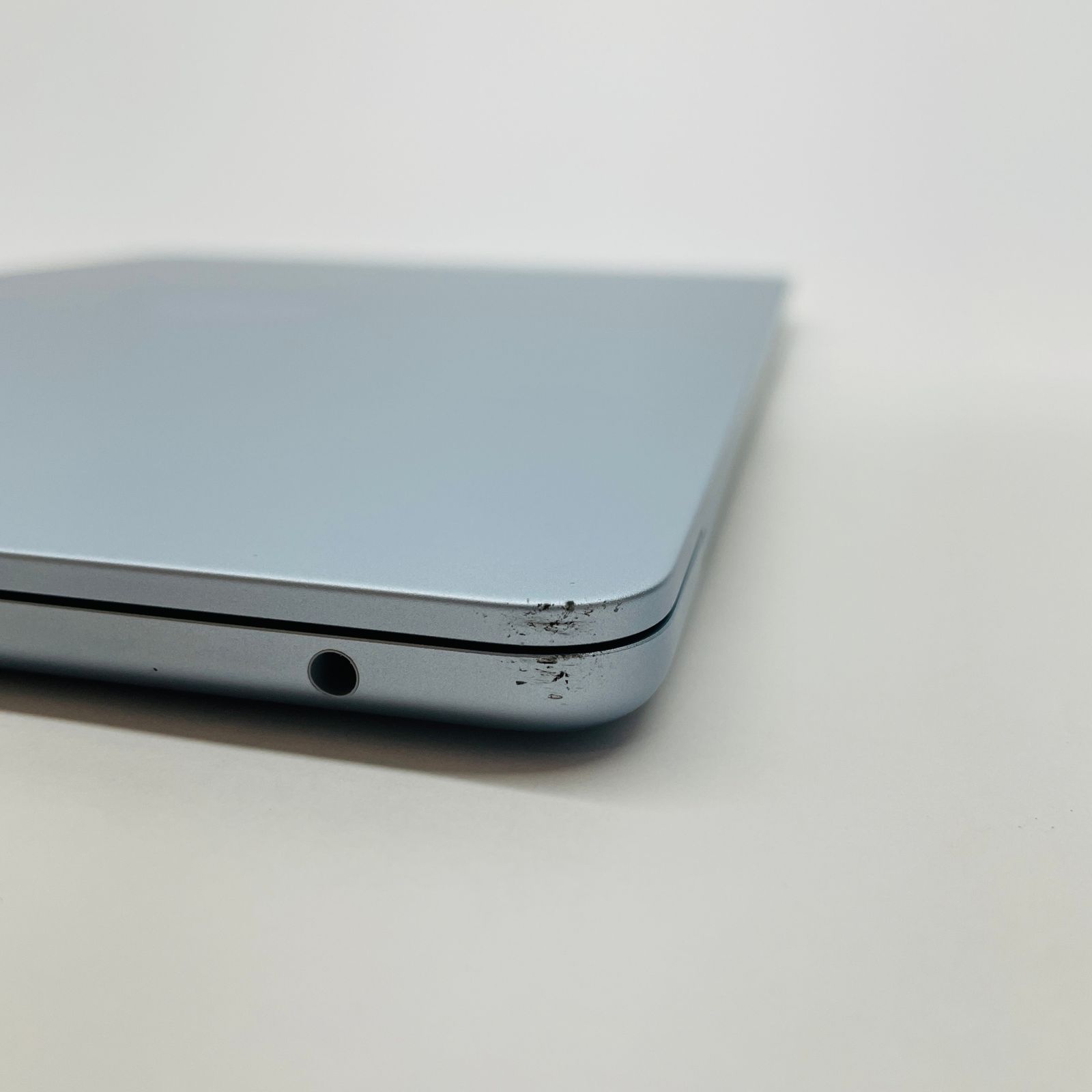 「バッテリー最大容量100%」MacBook Air M1 8GB 256GB MacBook Air (M1, 2020) - 技術仕様 - Apple サポート (日本)
