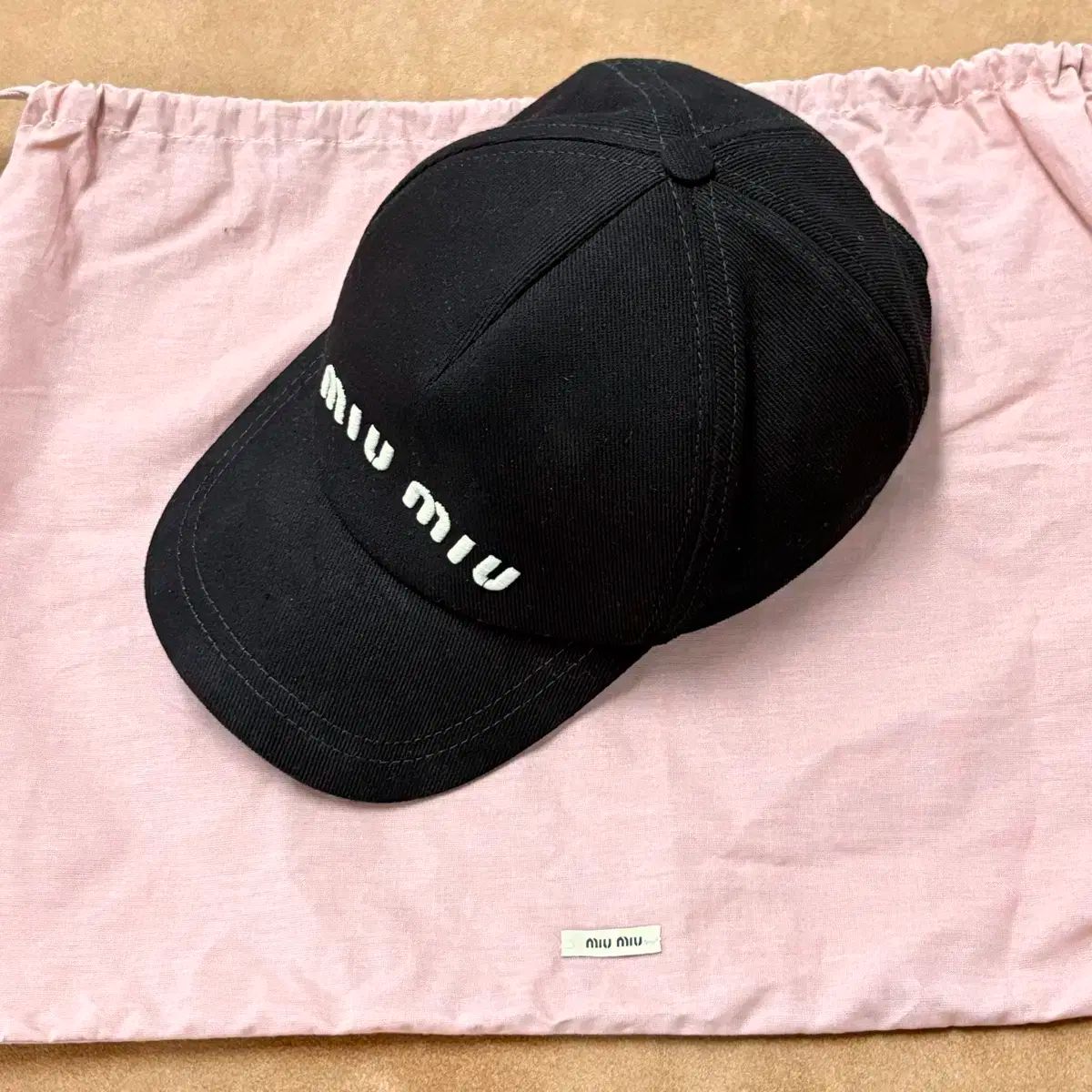 MIU MIU ミュウミュウ ボールキャップ ブラック L