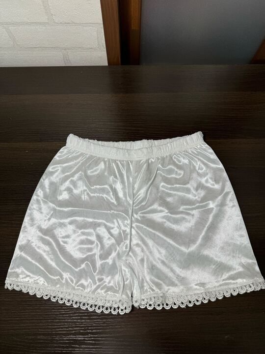 新品レア横振り刺繍サイドシルク刺繍ワイドフレアパンツ稀少クリーム色