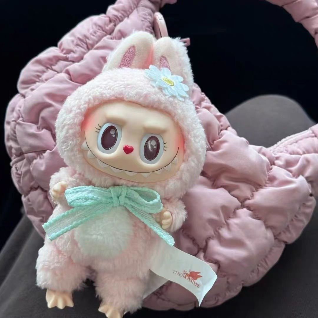 海外限定 POP LAND MOKOKO 香り付き labubu - メルカリ