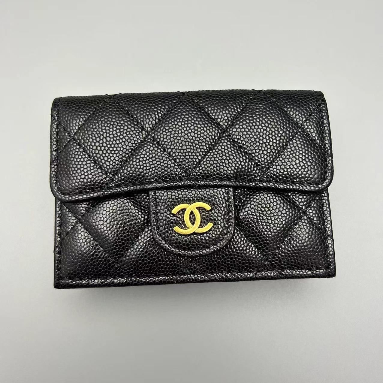 CHANEL シャネル キャビアスキン マトラッセ 三つ折り財布 - メルカリ