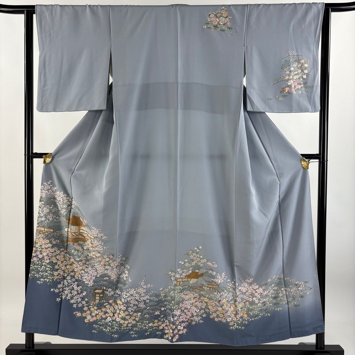 訪問着 身丈152cm 裄丈63cm S 袷 建物 草花 刺繍 金糸 青灰色 正絹 秀品