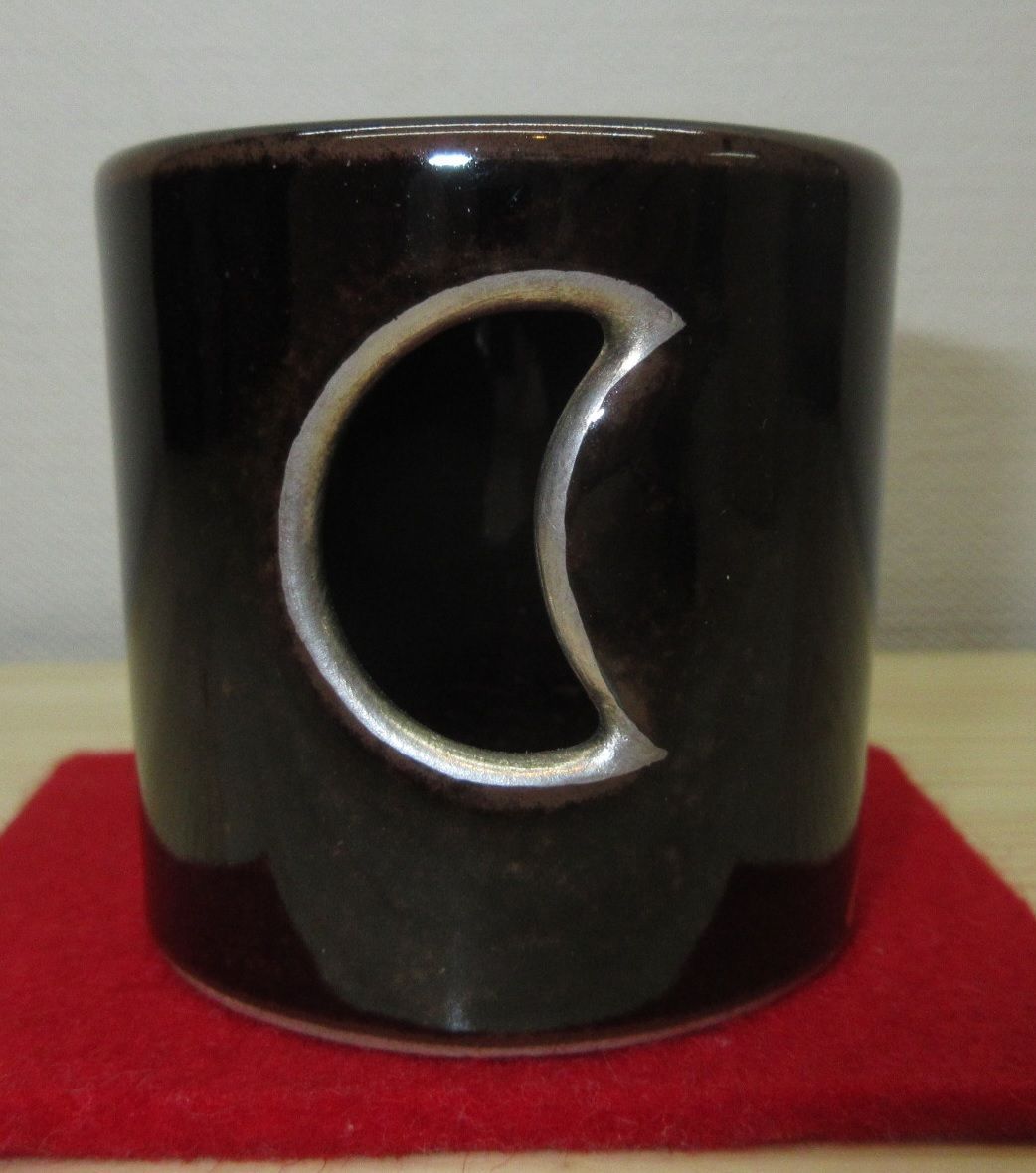 送料込【逢絢亭・新品】茶道具 蓋置 膳所焼 金彩 武蔵野の図 陽炎園 共箱入り 逢絢亭・新品】茶道具 蓋置 膳所焼 金彩 武蔵野の図 陽炎園 共