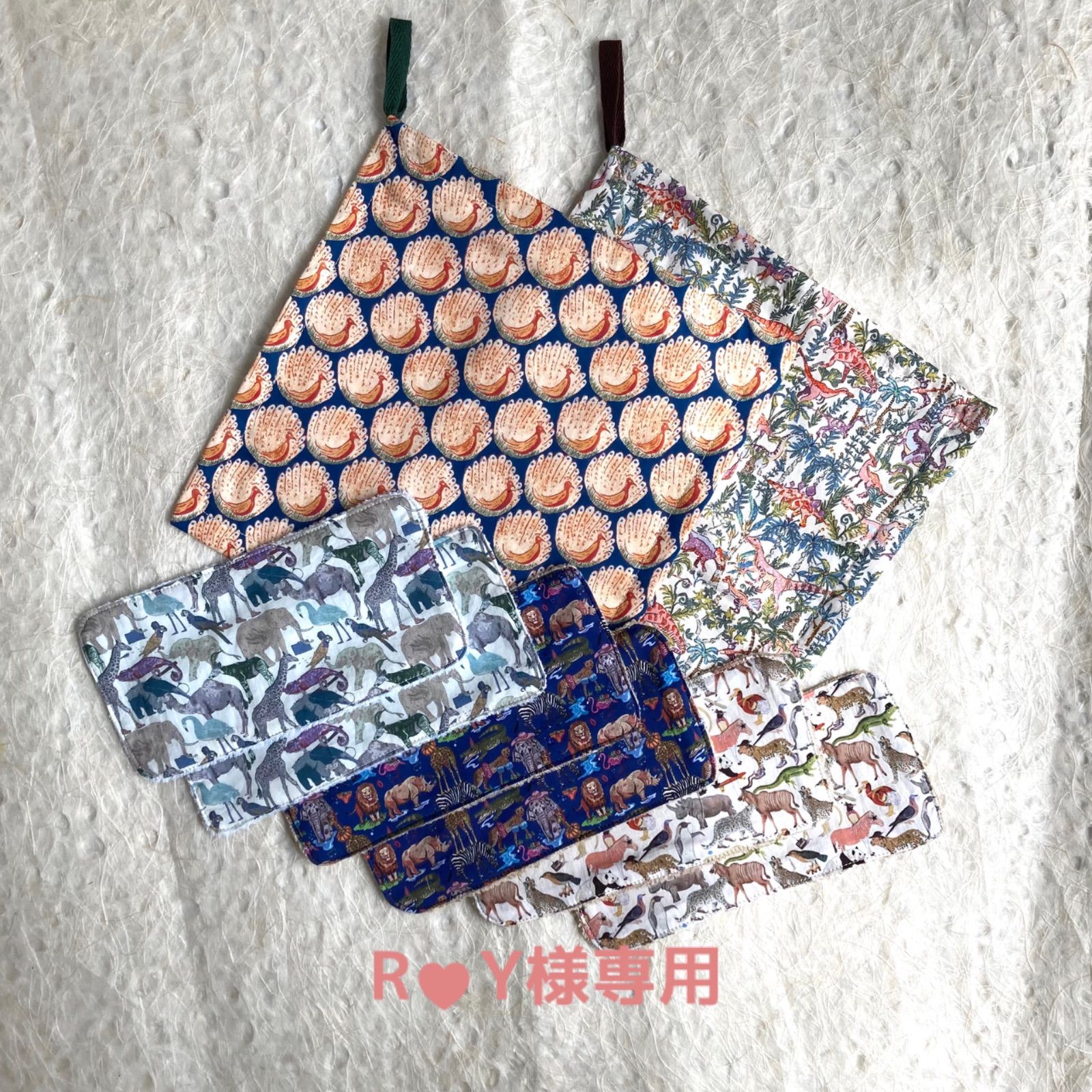キッズ タオルハンカチ リバティ生地使用 ハーフ ループ付きタオル 
