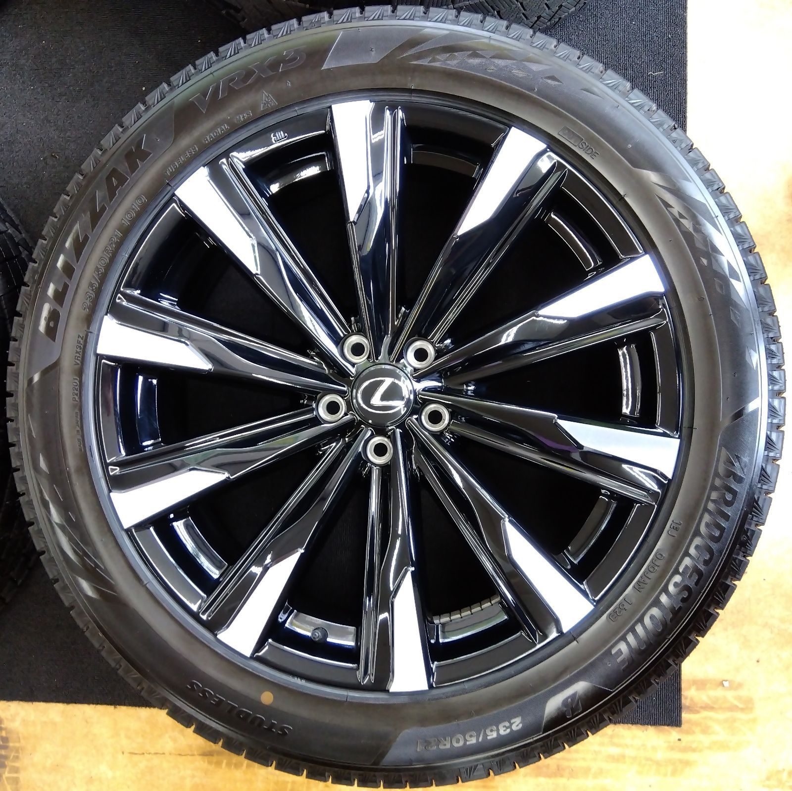 来店をご期待! 21×7.5J＋35 235 50R21 タイヤホイールセット ４本セット トヨタ 純正 ホイール 21インチ レクサス ブリヂストン ブリザック VRX3 スタッドレス タイヤ バリ溝 製 出品