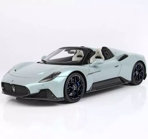 豊富な，定番 【中古】ミニカー 1/18 Maserati MC20 CIELO Acqua Marina ケース無 [P18222A1] その他