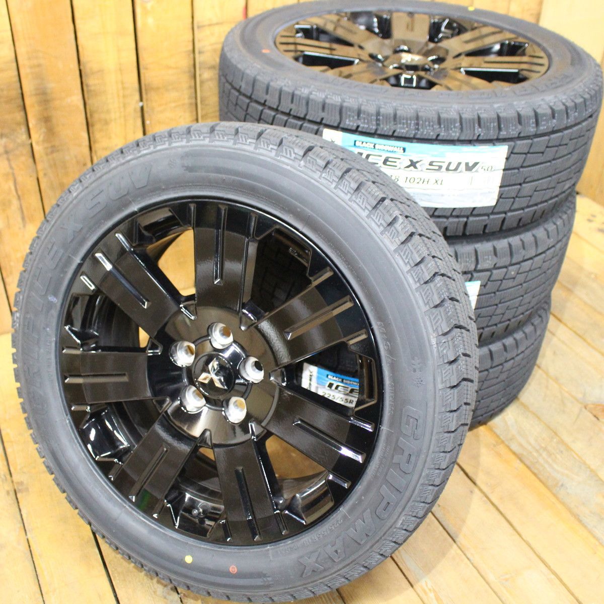 MITSUBISHI デリカD5 シャモニー 純正 ブラック 18インチ 2025年製造