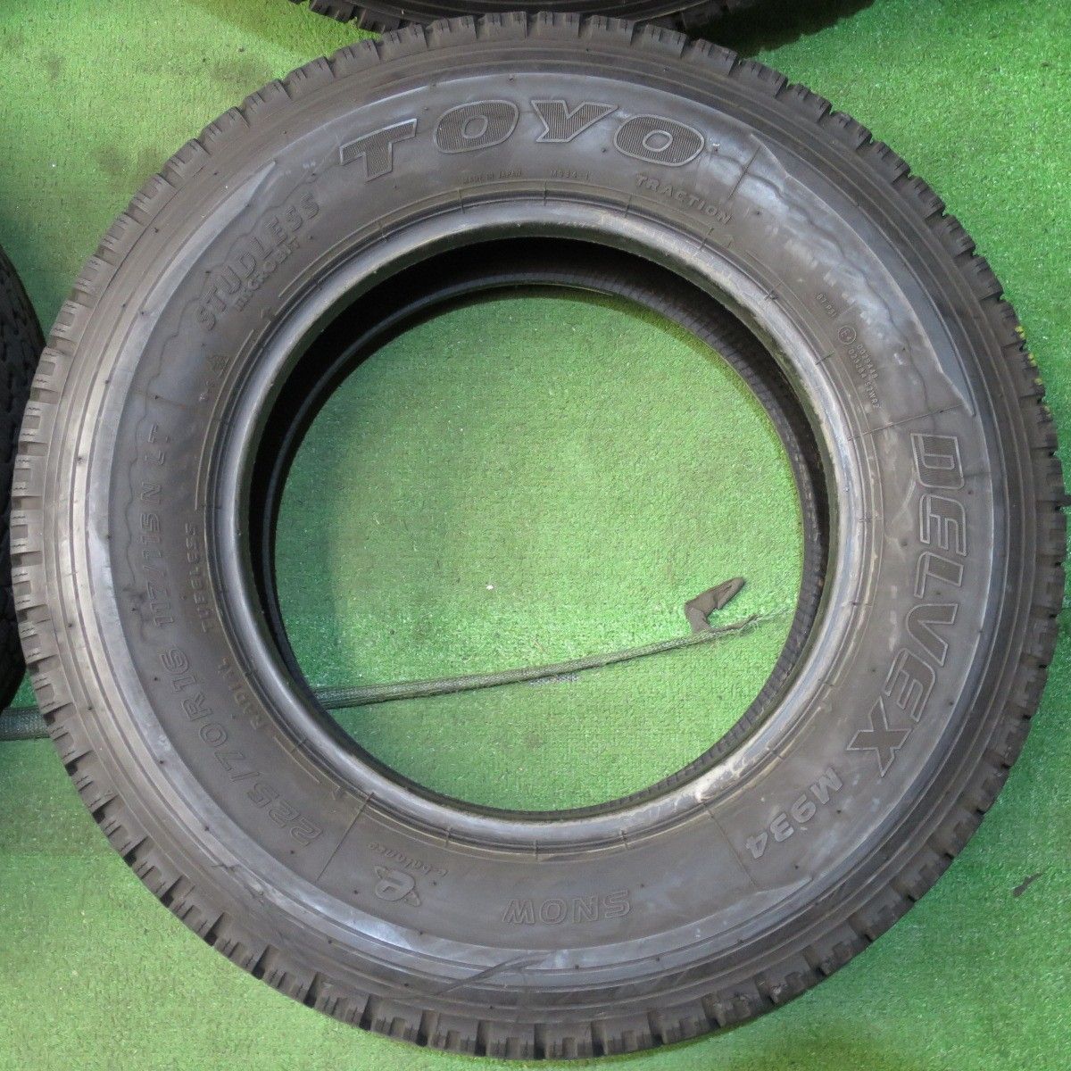 225/70R16 スタッドレス バリ溝 4本セット！ 2015年製 ヨコハマ