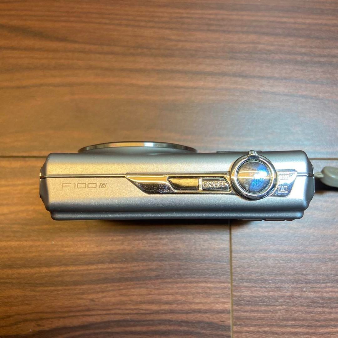 FUJIFILM FinePix F100fd デジカメ ほぼ新品 4640 - メルカリ