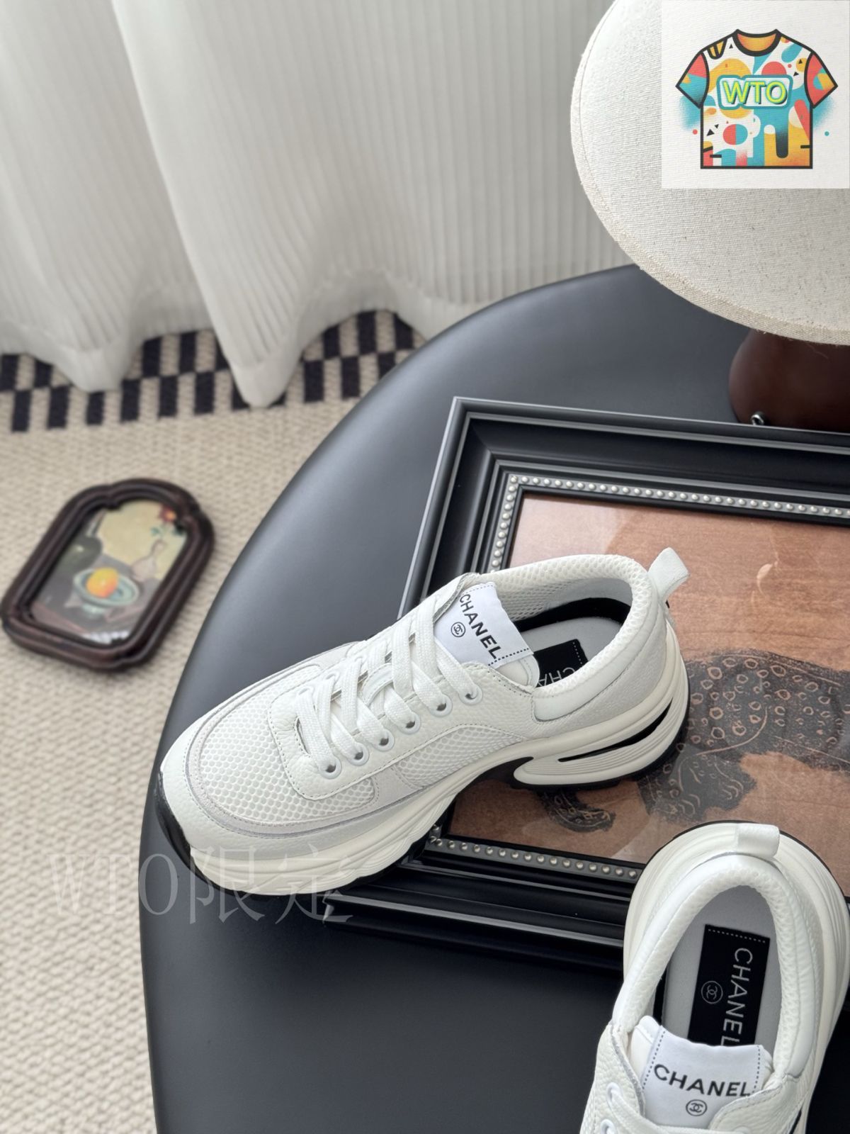 カジュアルでも上品に♪【 CHANEL 】25C スニーカー CHANEL 25C《おしゃれなメタリック♪》レザースニーカー (CHANEL