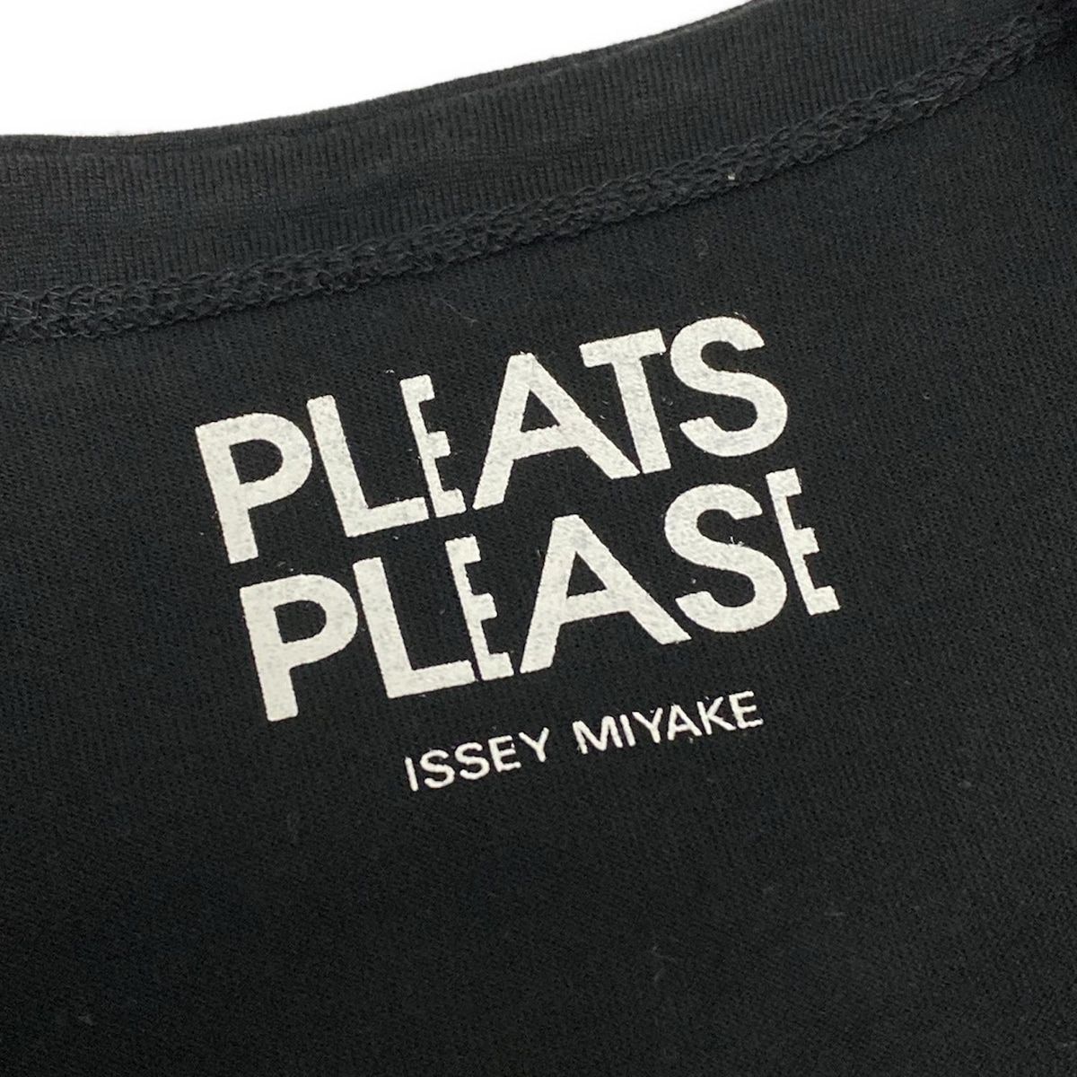 PLEATS PLEASE(プリーツプリーズ) 半袖Tシャツ レディース美品