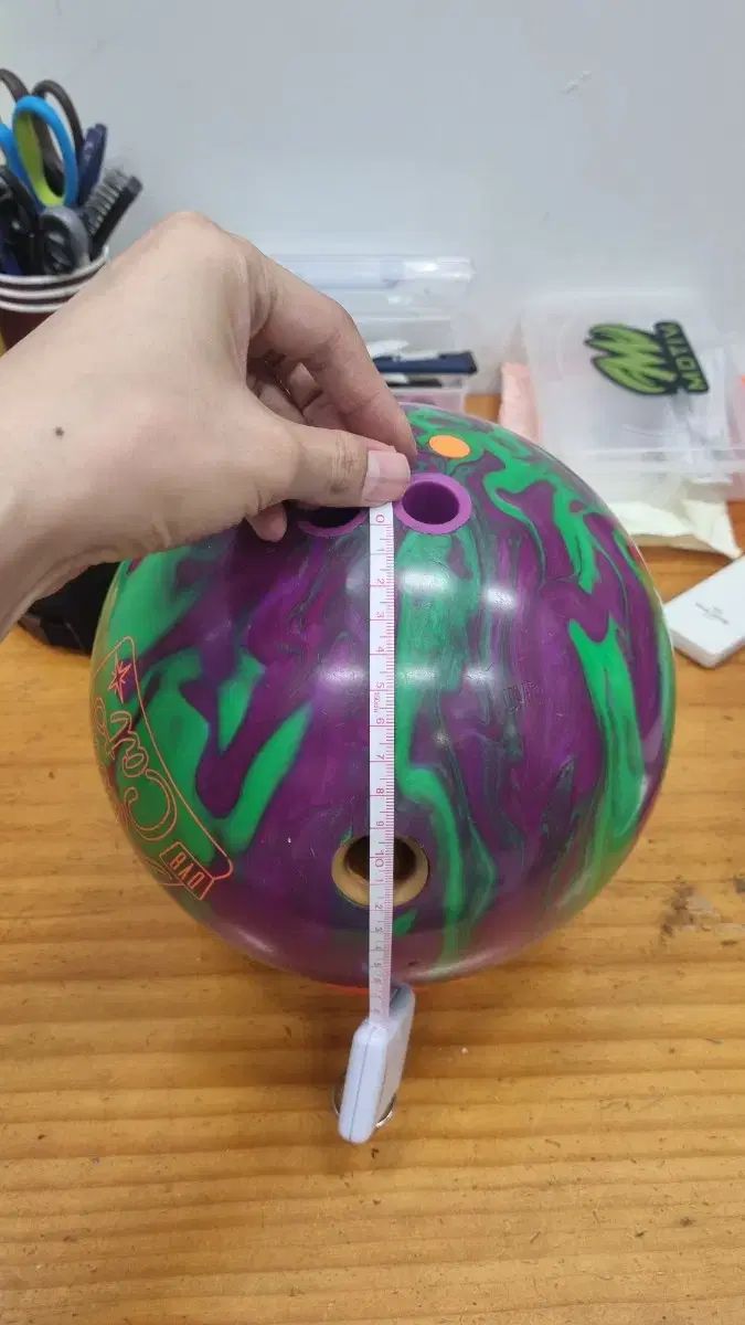 中古ボーリングボール 12p アリカット DV8 - メルカリ