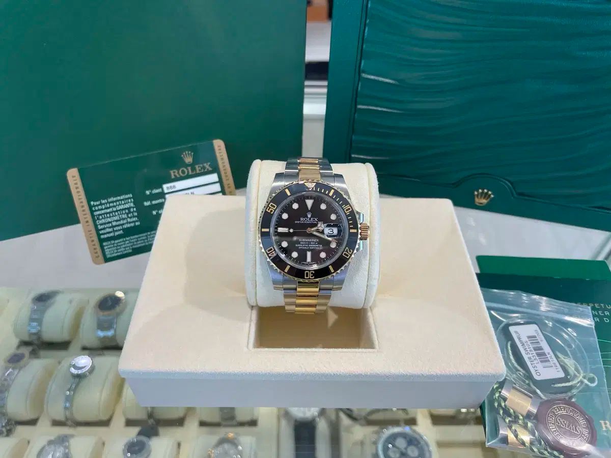 ROLEX サブマリーナ1994年 箱と付属品10点セット ROLEX 1994年サブマリーナ 付属品10点セット 3⁄25まで出品 ROLEX