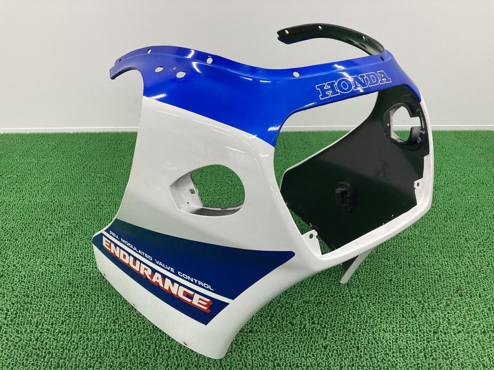 CBR400Fエンデュランス　フロントカウル　中古　管理26 CBR400F エンデュランスカウル （44FACTORY on X: 