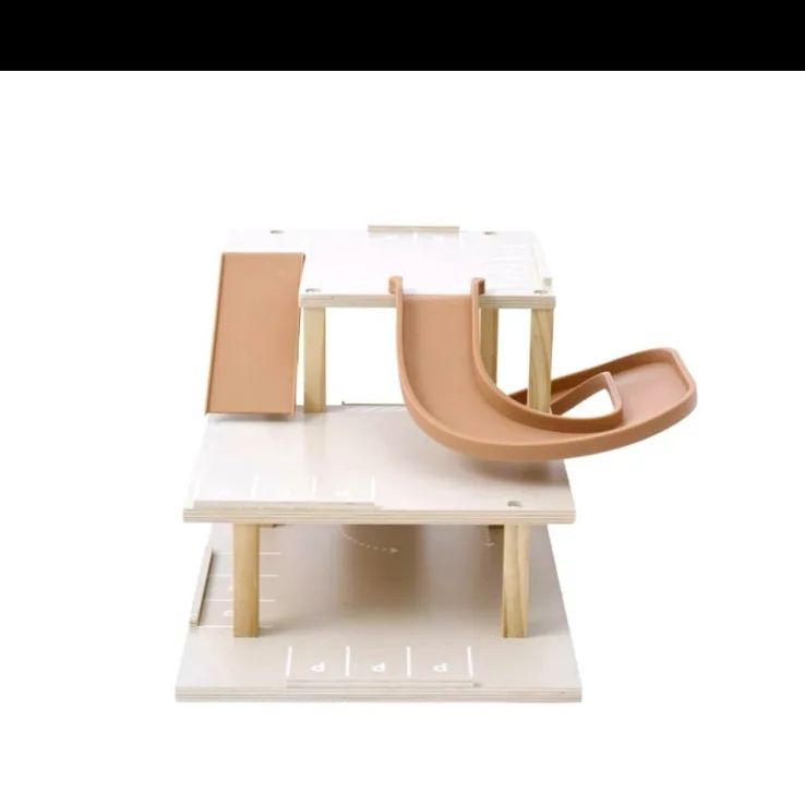 ❗️新品 スリーコインズ 3coins ミニカー用立体駐車場 ミニカー収納