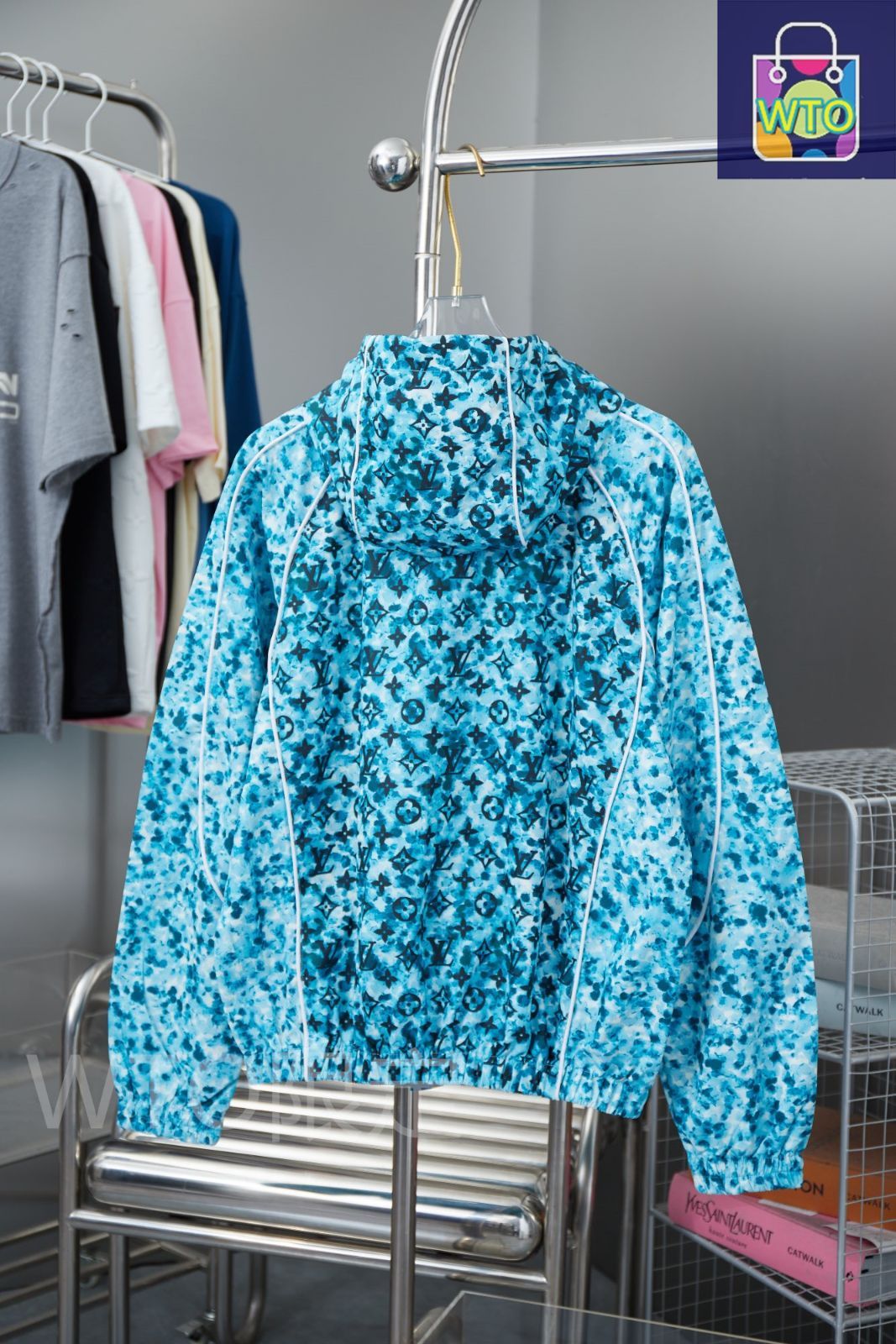 モノグラムプリント グリーン