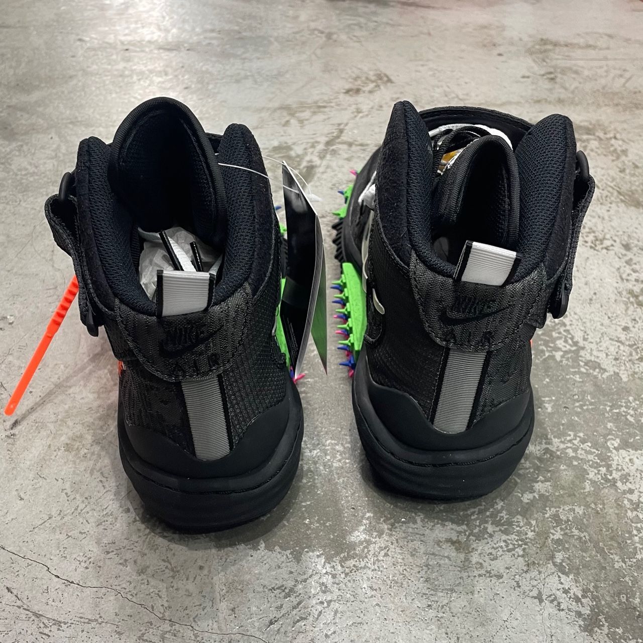 国内正規 未使用品 Off-White NIKE Air Force 1 Mid Black コラボ エア 