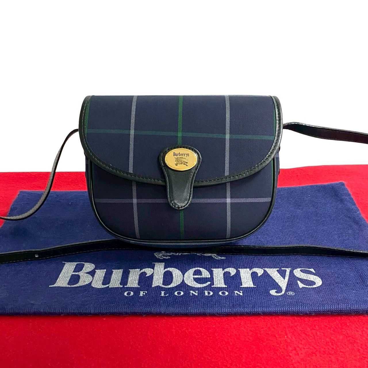 ほぼ未使用 Burberrys バーバリーズ シャドーホース ロゴ 金具 ノバ 