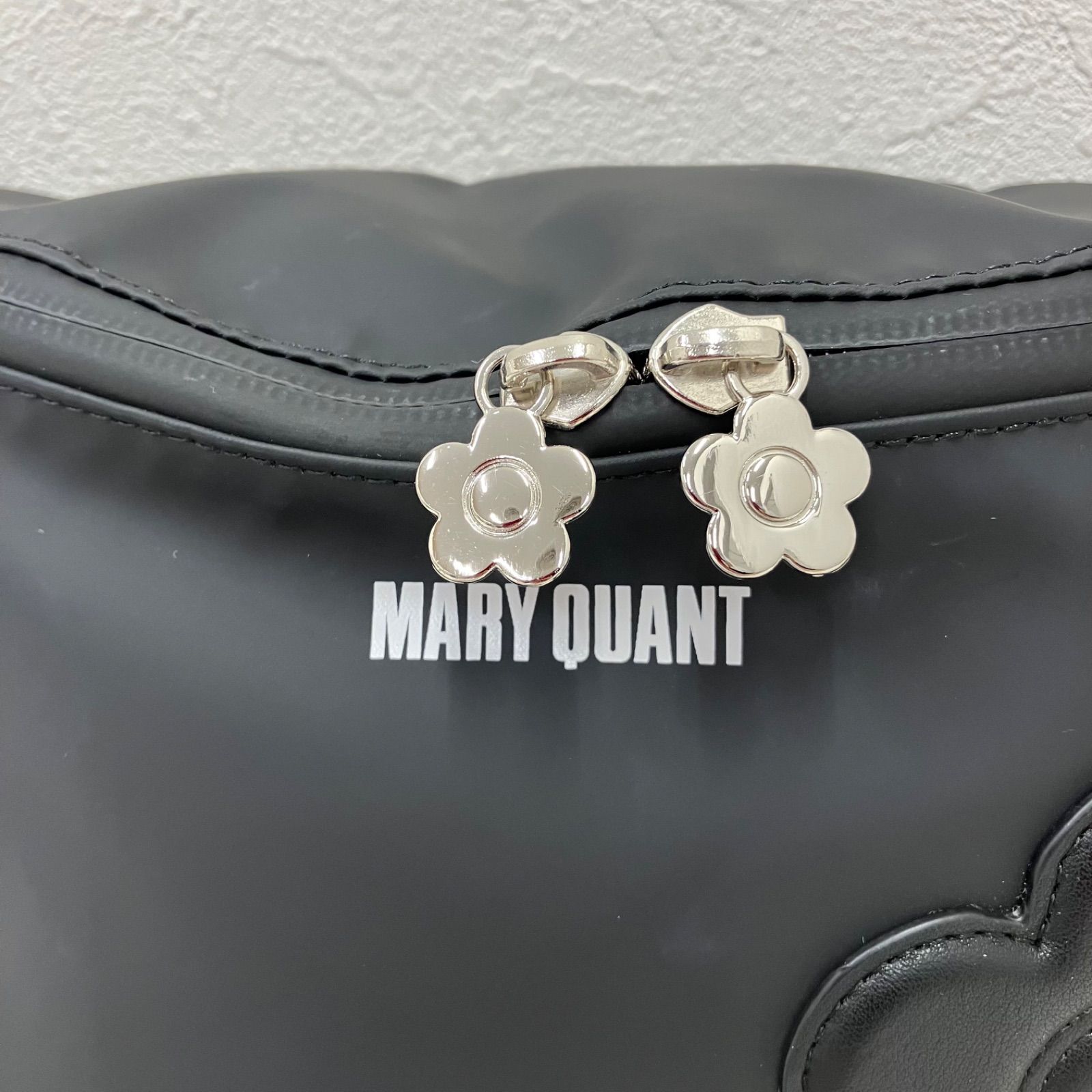 4974 MARY QUANT マリークワント マリクワ ボディバッグ ボディー