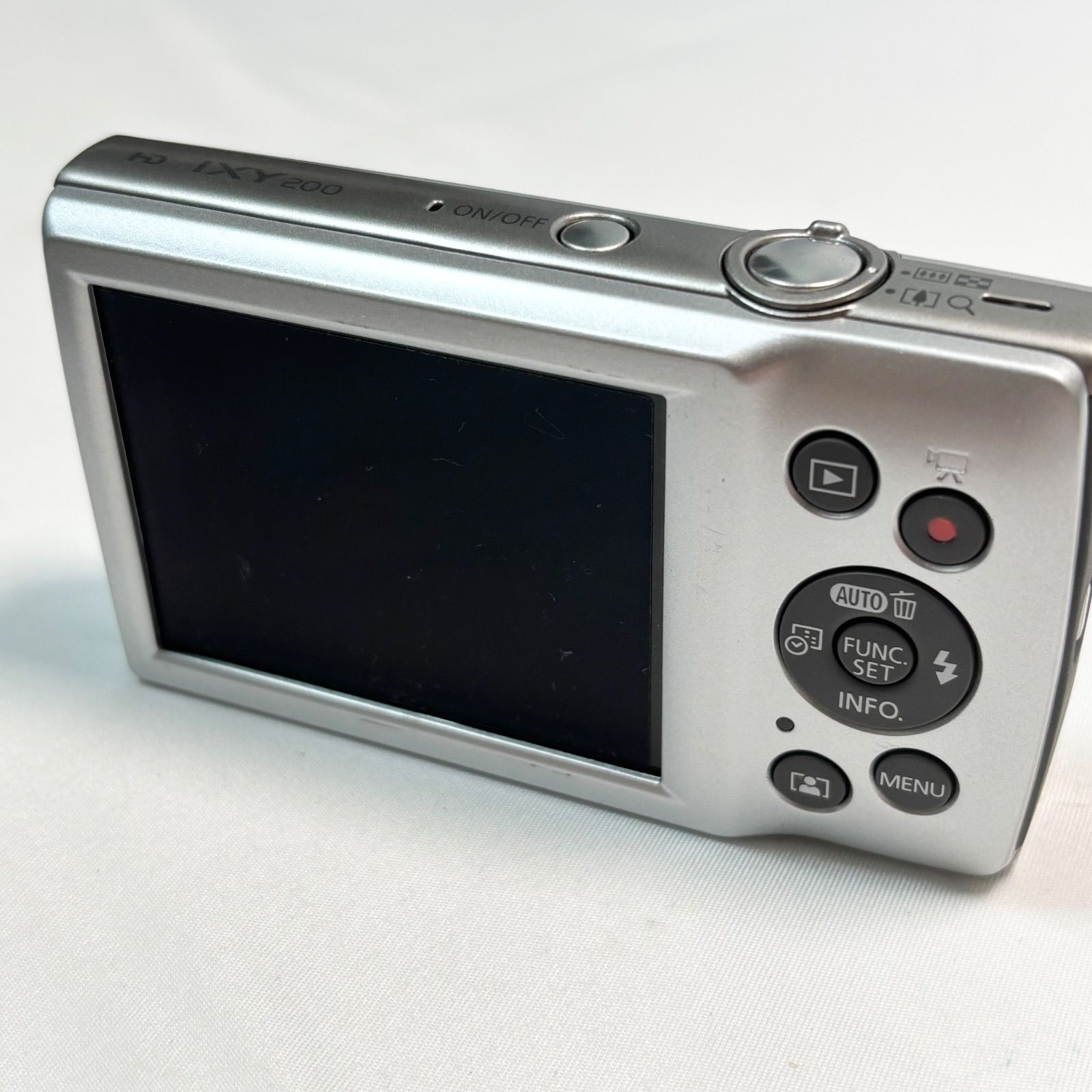 「ジャンク品」Canon キャノン IXY 200 コンパクトデジタルカメラ 送料無料】Canon/キャノン/IXY200/イクシー200/コンパクト