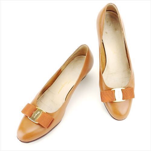 サルヴァトーレフェラガモ　イタリア製 レザーローヒール パンプス ブラウン 6C サルヴァトーレフェラガモ イタリア製 レザーローヒール