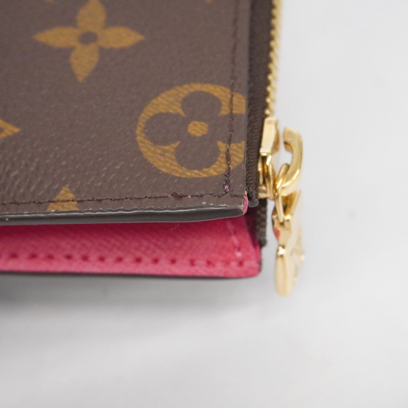 ポルトフォイユノア コンパクト