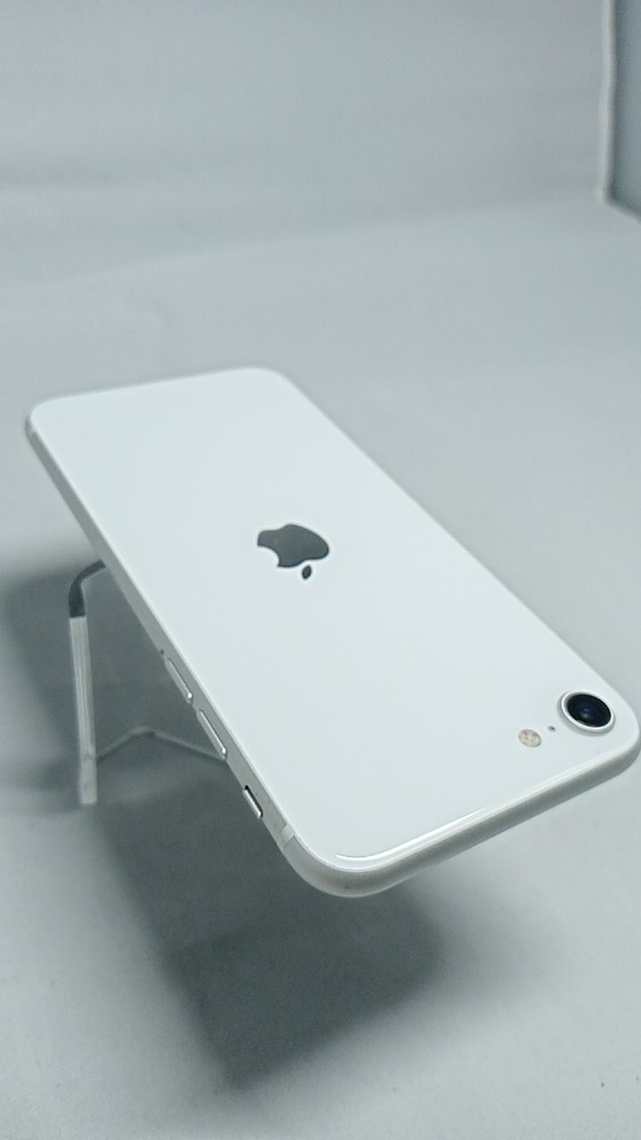 スマートフォン・携帯電話 動作確認済！ iPhoneSE第2世代 A2296 64GB 