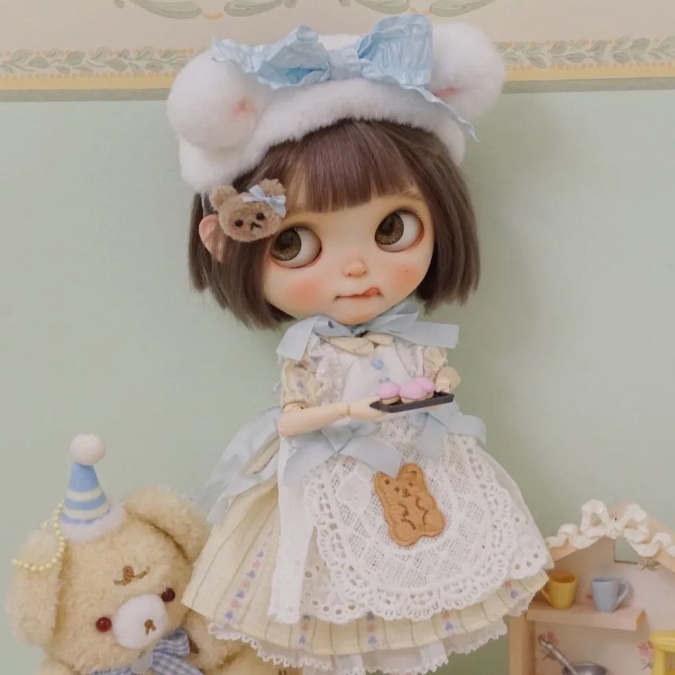 ブライス Qbaby お洋服 アウトフィット 海外作家製 クリスマスのために