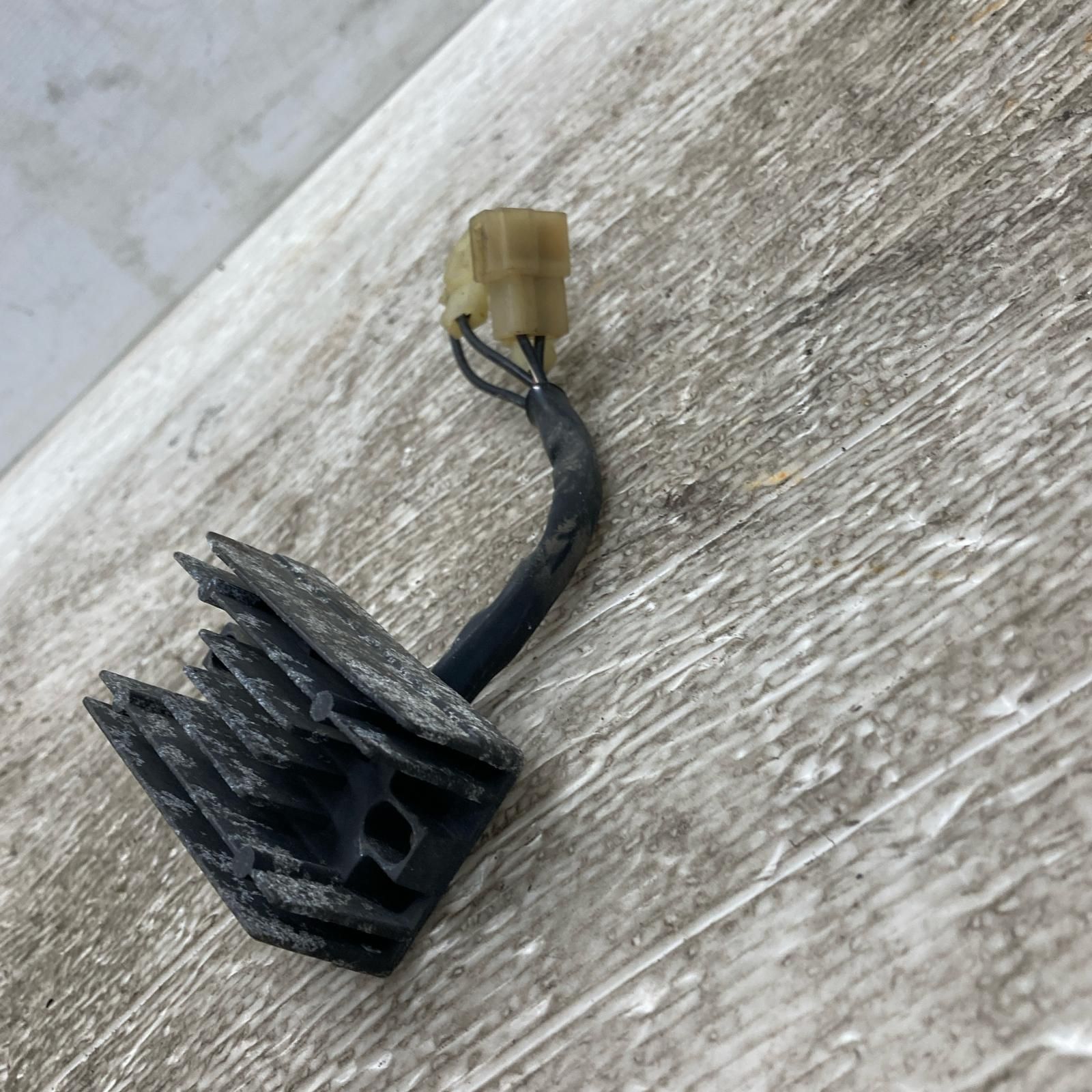 レギュレター スズキ