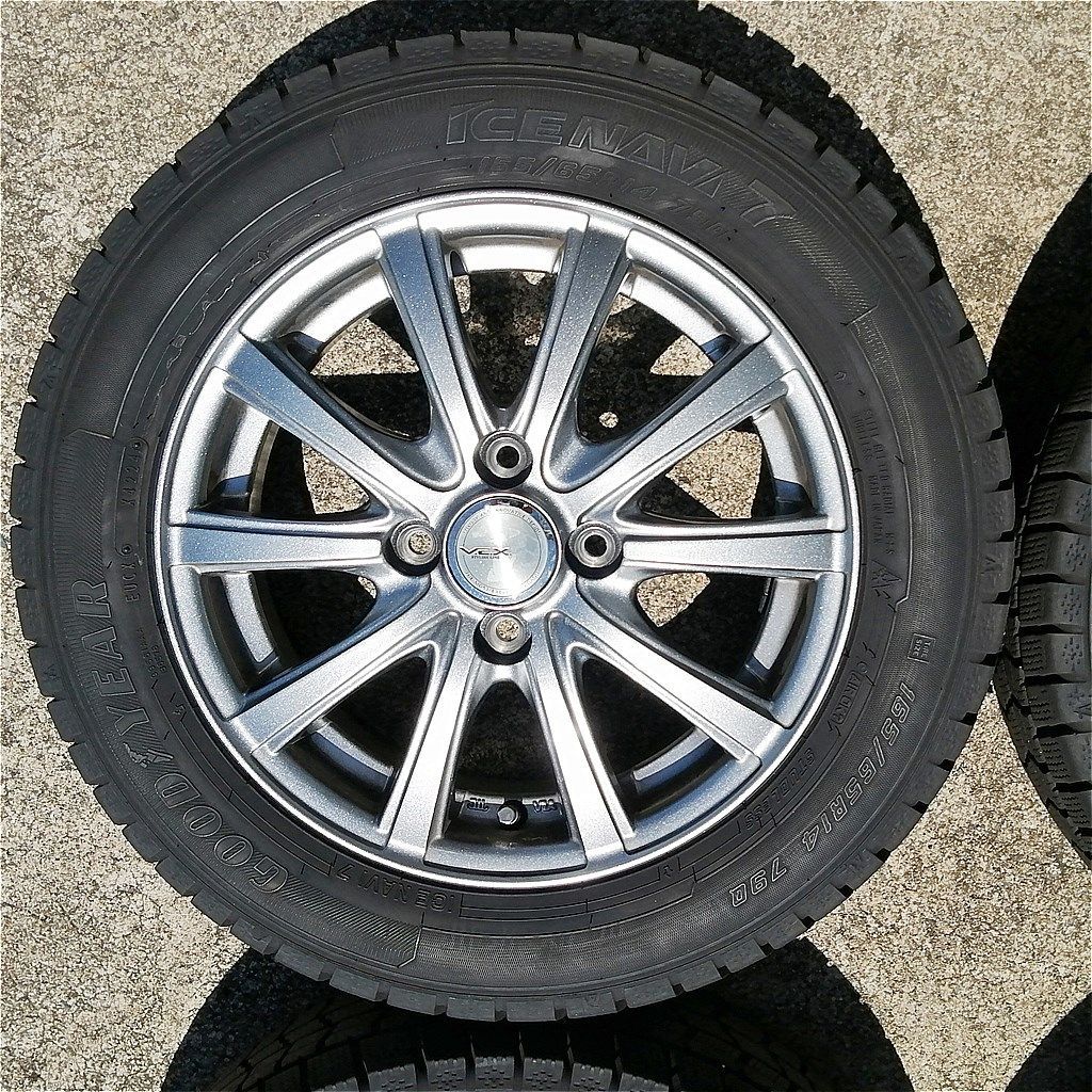 社外アルミ付 スタッドレスタイヤ4本セット 14インチ GOODYEAR