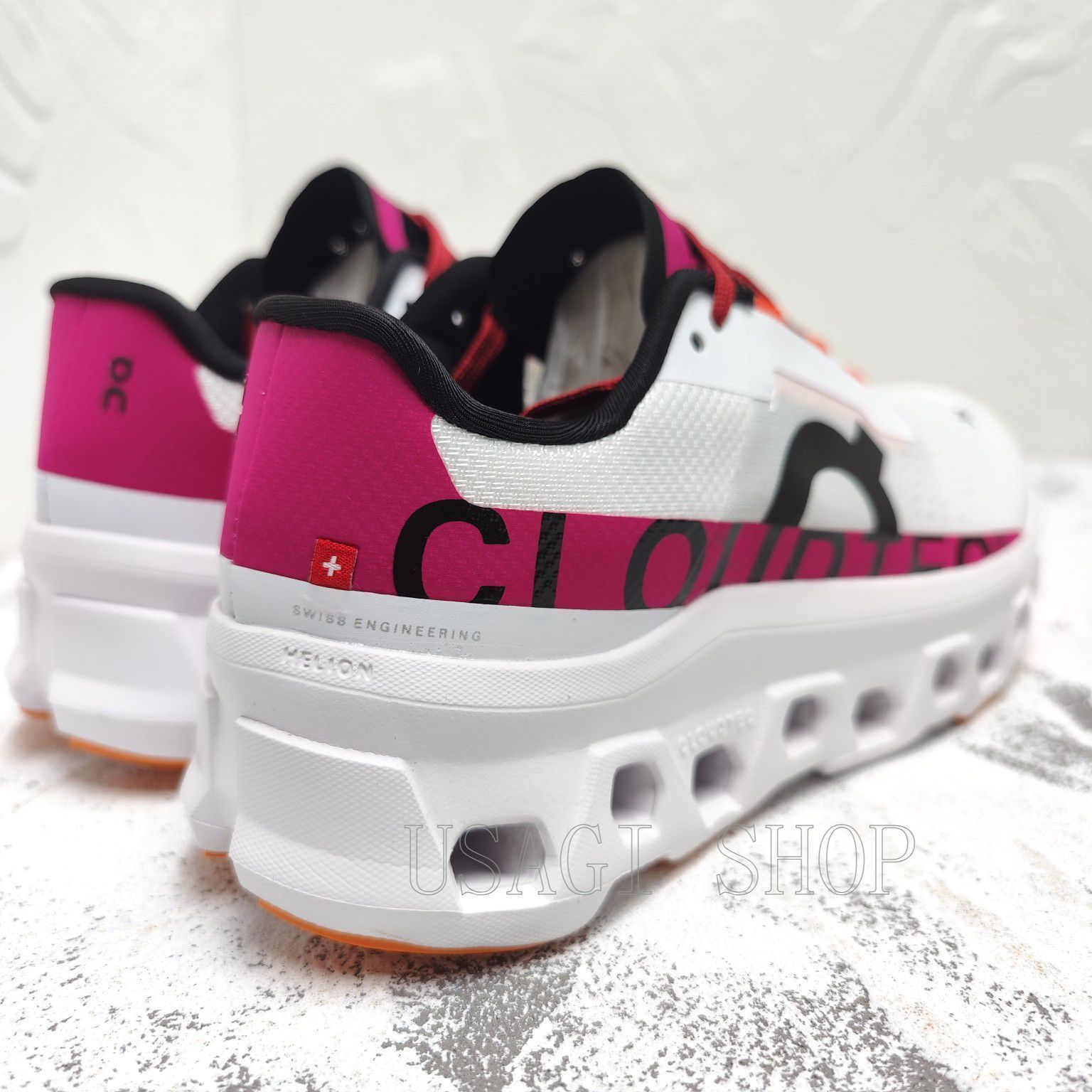 Onランニングシューズ（美品） On Cloudmonster ジョギング スポーツ トレーニング ランニング